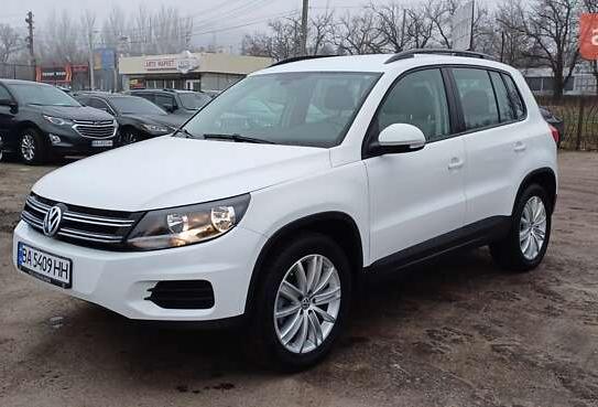 Volkswagen Tiguan
                          2015г. в рассрочку