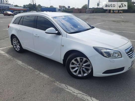 Opel Insignia sports tourer 2013р. у розстрочку