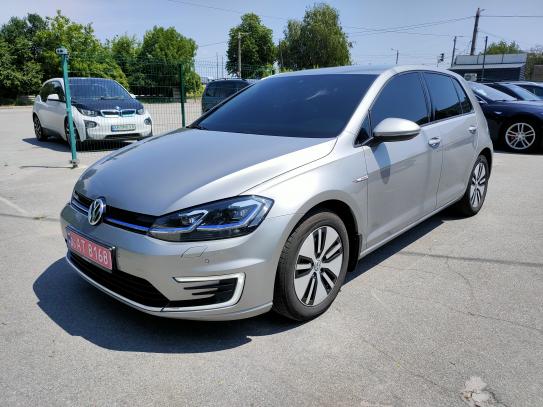 Volkswagen E-golf                          2020г. в рассрочку