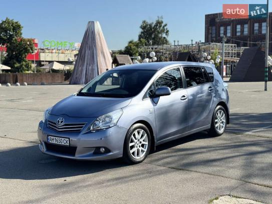 Toyota Verso                           2011г. в рассрочку