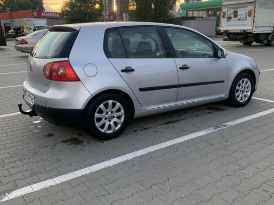 Volkswagen Golf
                            2004г. в рассрочку