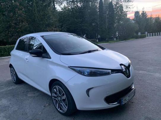 Renault Zoe 2016р. у розстрочку