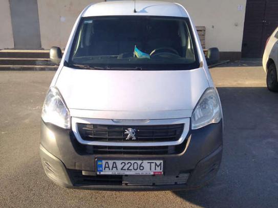 Peugeot Partner                         2018г. в рассрочку