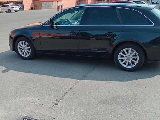Audi A4                              2008г. в рассрочку