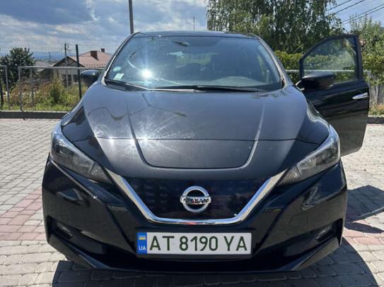 Nissan Leaf
                            2019г. в рассрочку