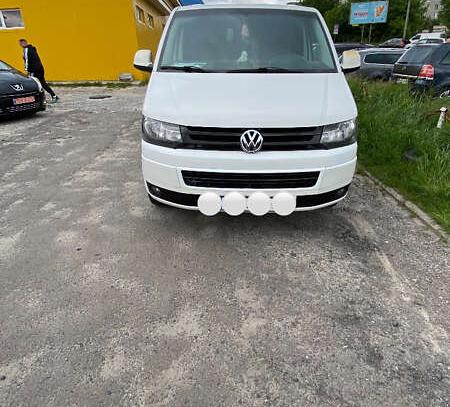 Volkswagen Transporter 2011р. у розстрочку