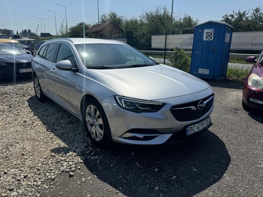 Opel Insignia sports tourer 2019г. в рассрочку