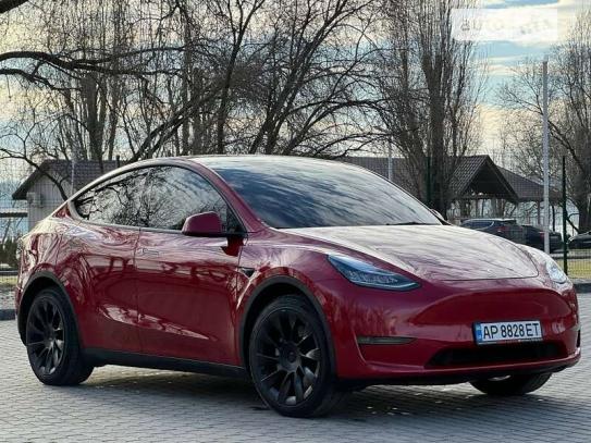 Tesla Model y 2021р. у розстрочку