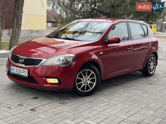 Kia Ceed
                            2010г. в рассрочку