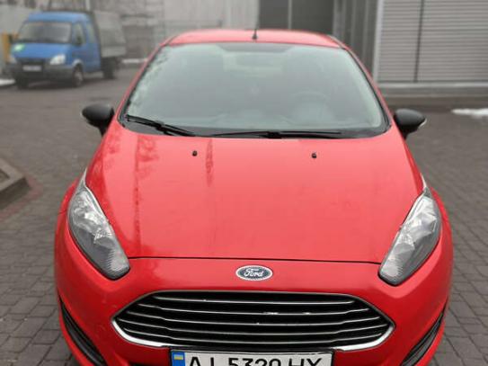 Ford Fiesta                          2013г. в рассрочку