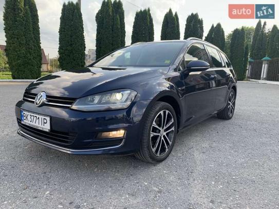 Volkswagen Golf
                            2015г. в рассрочку