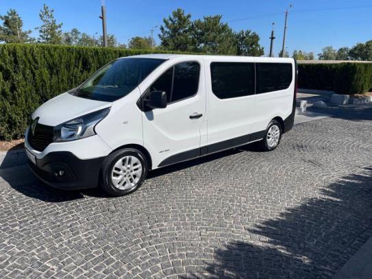 Renault Trafic
                          2016г. в рассрочку