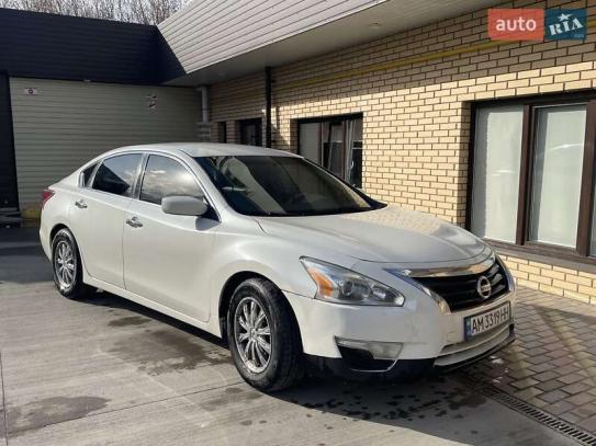 Nissan Altima                          2012г. в рассрочку