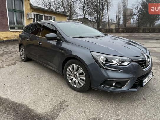 Renault Megane
                          2017г. в рассрочку