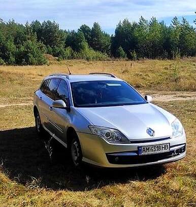 Renault Laguna 2009г. в рассрочку