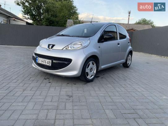 Peugeot 107                             2006г. в рассрочку