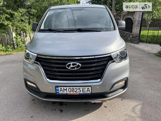 Hyundai H-1 2019р. у розстрочку