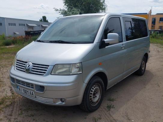 Volkswagen Transporter 2004р. у розстрочку