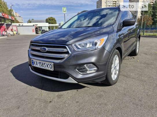 Ford Escape 2017г. в рассрочку