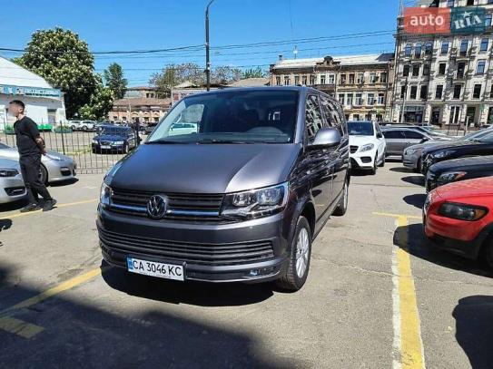 Volkswagen Transporter                     2017г. в рассрочку