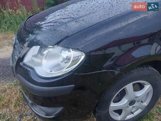 Volkswagen Touran
                          2009г. в рассрочку