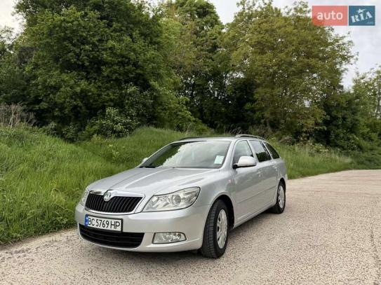 Skoda Octavia                         2012г. в рассрочку