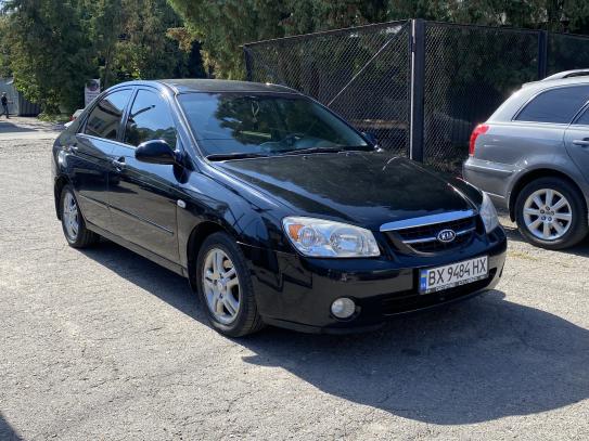 Kia Cerato 2005г. в рассрочку