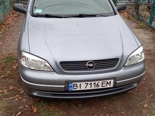 Opel Astra                           2008г. в рассрочку
