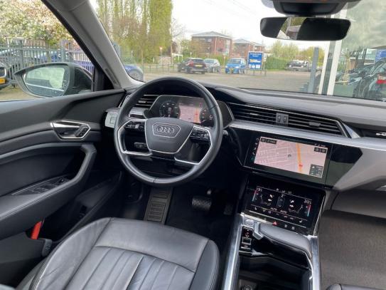 Audi E-tron 2019р. у розстрочку
