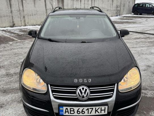 Volkswagen Golf                            2007г. в рассрочку