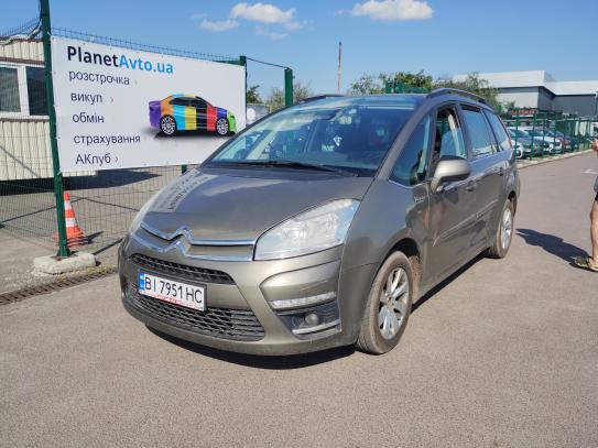 Citroen C4 picasso
                      2012г. в рассрочку