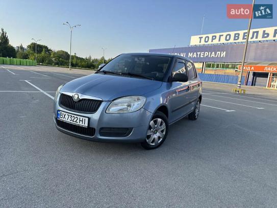 Skoda Fabia                           2009г. в рассрочку