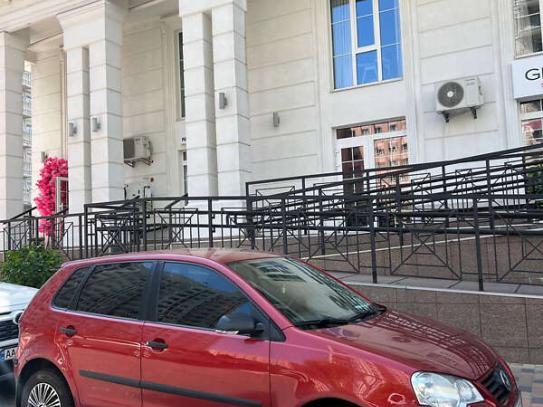 Volkswagen Polo                            2006г. в рассрочку