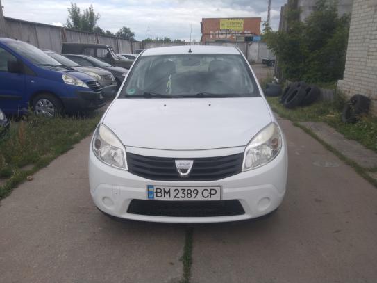 Dacia Sandero                         2011г. в рассрочку