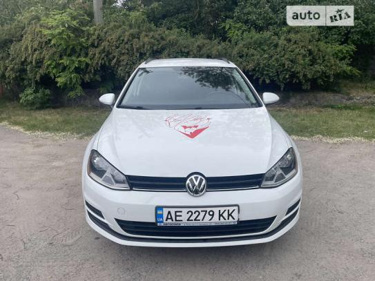 Volkswagen Golf variant 2015г. в рассрочку