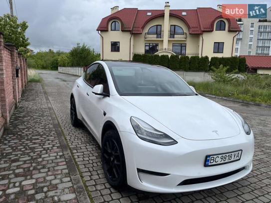Tesla Model y                         2020г. в рассрочку