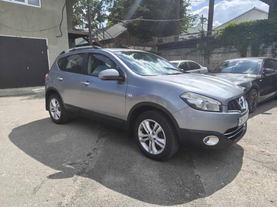 Nissan Qashqai                         2010г. в рассрочку