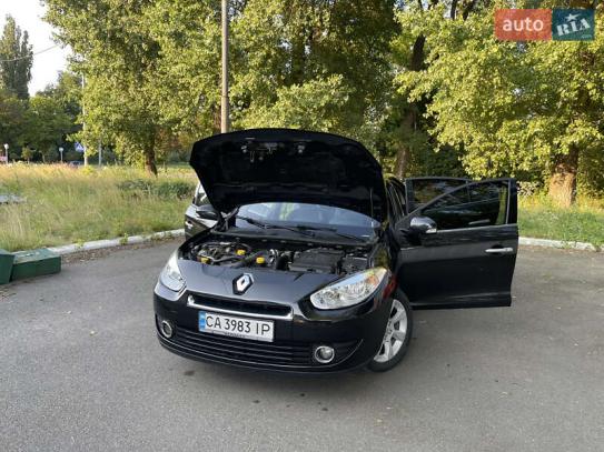Renault Fluence 2010г. в рассрочку