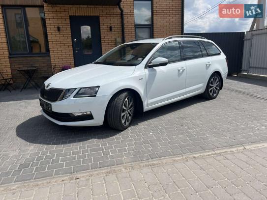 Skoda Octavia 2017р. у розстрочку