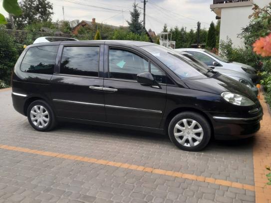 Peugeot 807                             2011г. в рассрочку