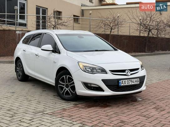 Opel Astra                           2012г. в рассрочку