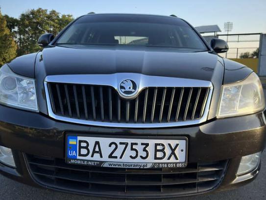 Skoda Octavia 2011г. в рассрочку