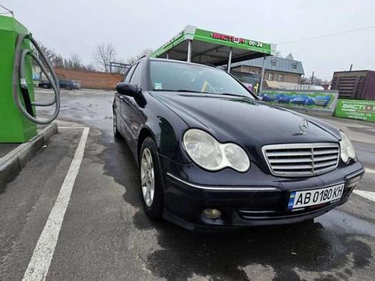 Mercedes-benz C-class                         2004г. в рассрочку