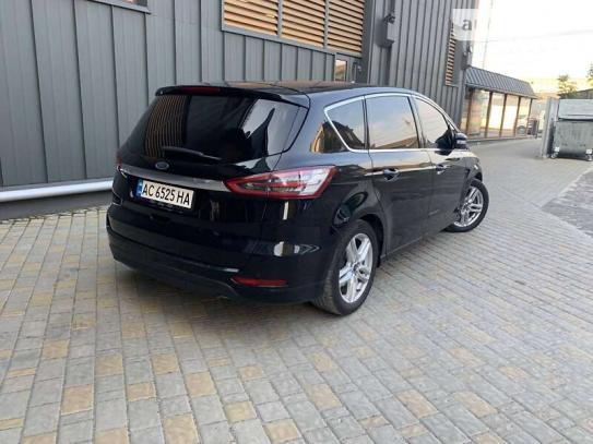 Ford S-max 2015г. в рассрочку