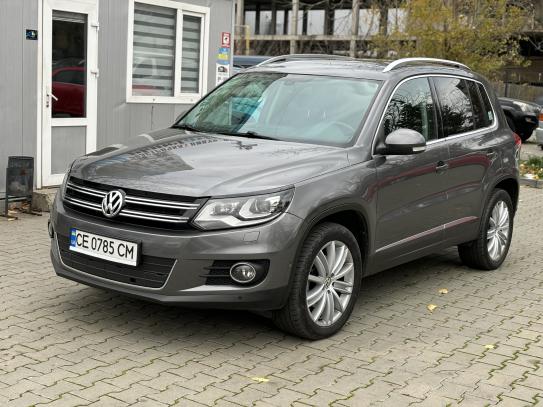 Volkswagen Tiguan 2013р. у розстрочку