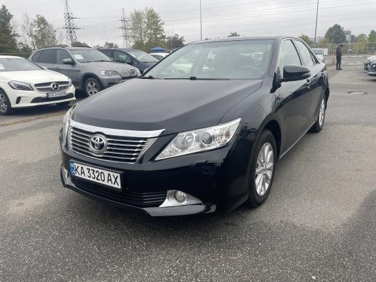 Toyota Camry 2012р. у розстрочку