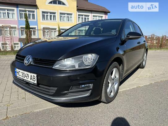 Volkswagen Golf 2014р. у розстрочку