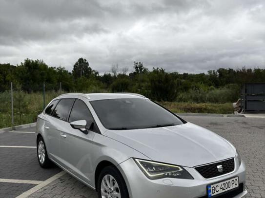 Seat Leon
                            2014г. в рассрочку