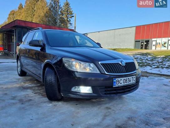 Skoda Octavia                         2012г. в рассрочку