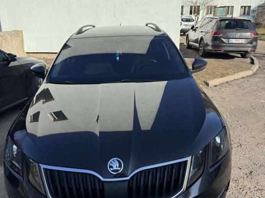Skoda Octavia
                         2019г. в рассрочку